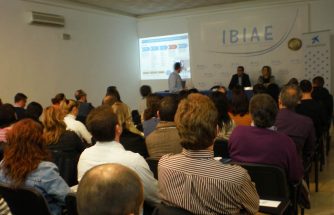 Más de 70 empresarios asisten a la Jornada Informativa SEPA